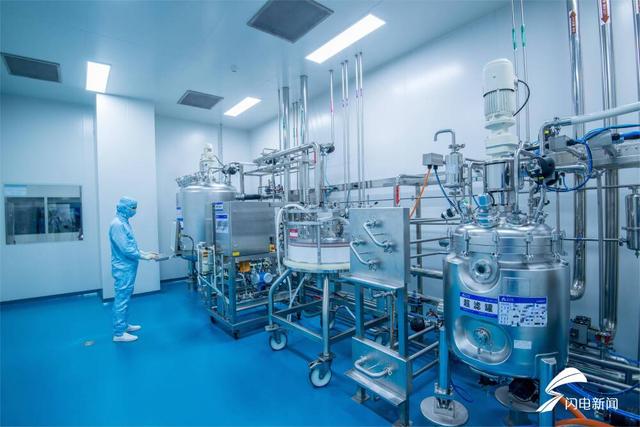 泰邦生物科技園 血液制品車(chē)間加班加點(diǎn)，全力保障生物制品供應(yīng)